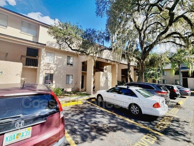 Foto del edificio - 7607 Abbey Ln