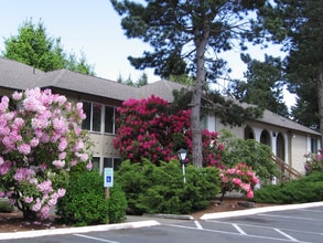 Building Photo - Abalon Pointe