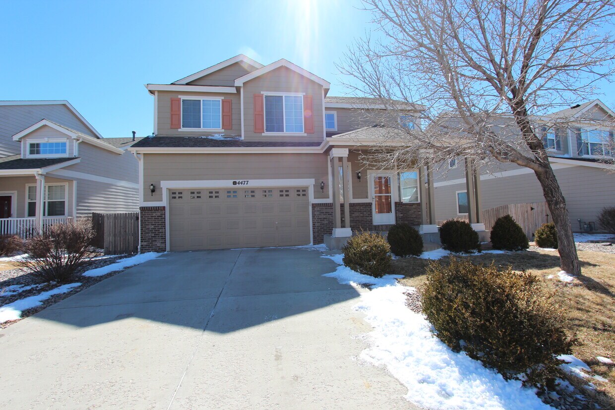 4477 Crow Creek Dr, Colorado Springs, CO 80922 House Rental in