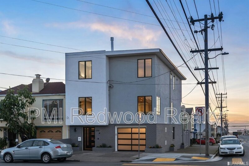 Primary Photo - 2701 41st Avenue