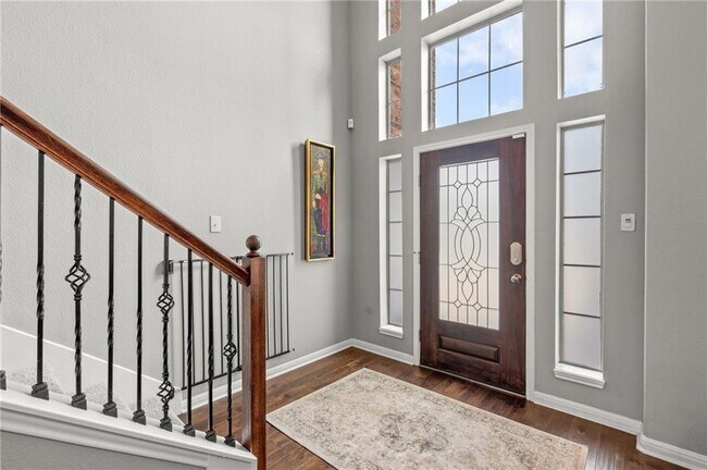 Building Photo - 2002 Cross Draw Trl