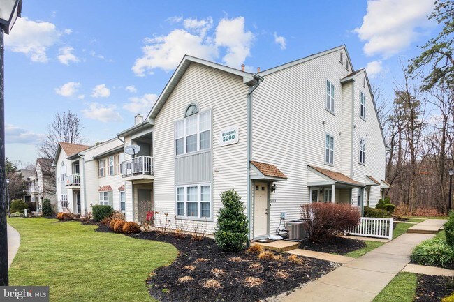 Foto del edificio - 5006B Albridge Way