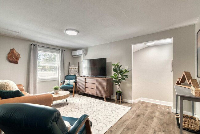 Foto del edificio - 2818 Rose Hill St