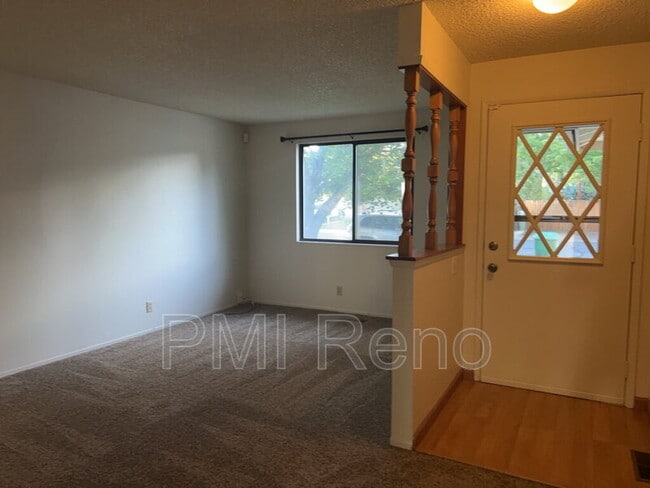 Building Photo - 3358 Candelaria Dr