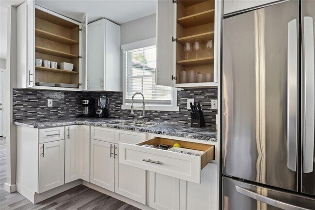 Foto del edificio - 1561 Pontiac Pl SE