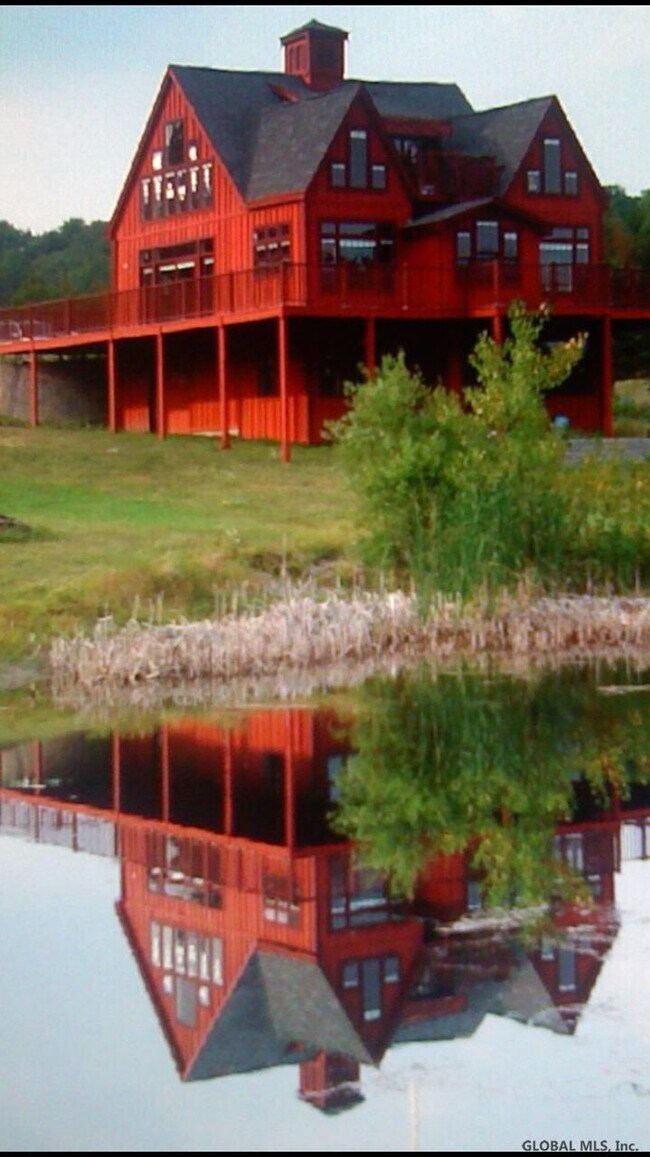 6625 Westfall Rd, Altamont, NY 12009 Apartment for Rent in Altamont