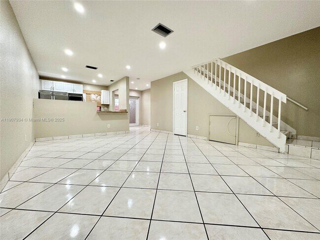 Foto del edificio - 10554 NW 3rd St