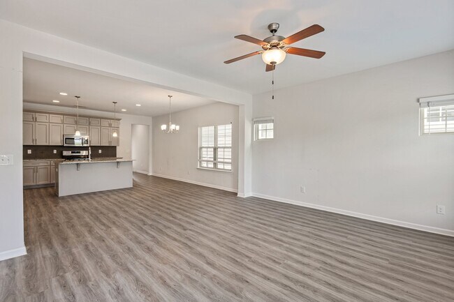 Building Photo - 1436 White Dutch Ln