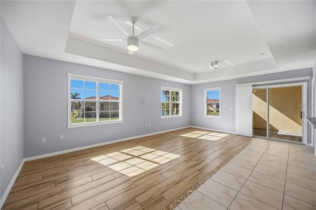 Building Photo - 2950 Viscaya Pl