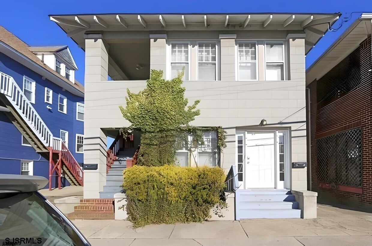 Foto principal - 5 N Newport Ave