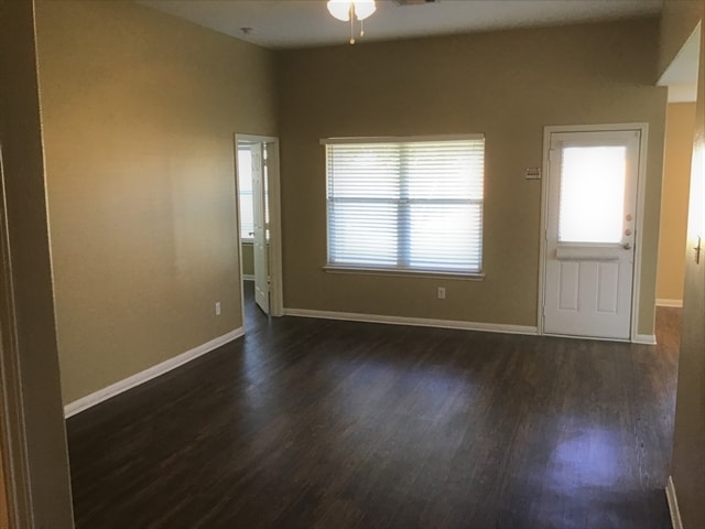 Building Photo - 3926 Cloudbluff Ln