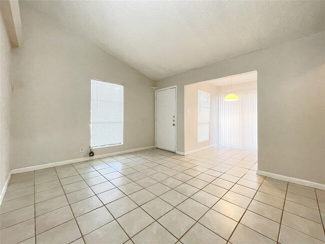 Foto del edificio - 2809 Parker Ln
