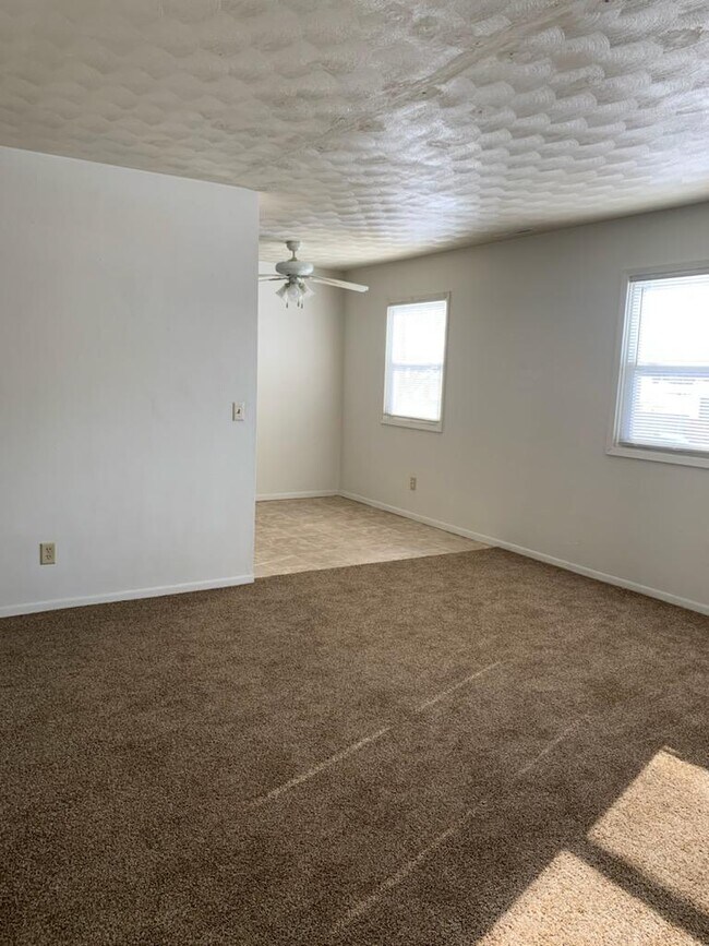 Living room - 636 W 63rd St