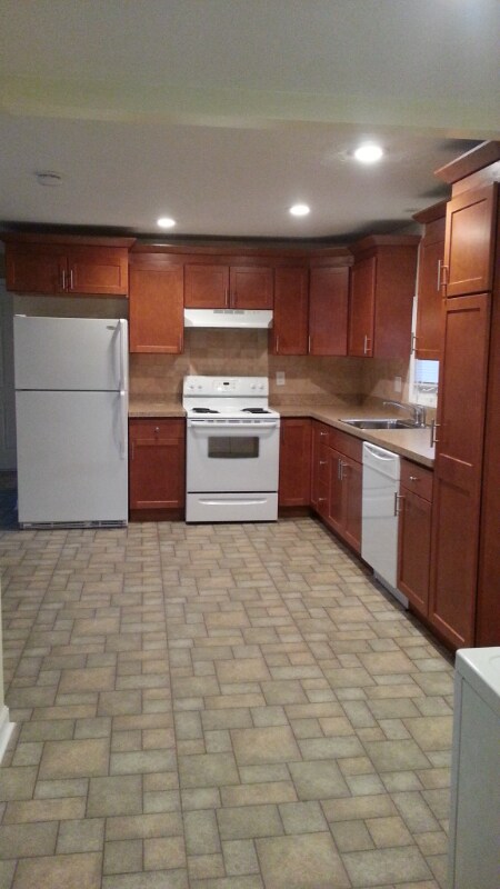 Foto principal - 25 Coburn Ave