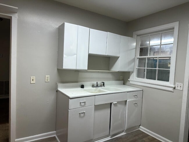 Foto del edificio - 1348 Springer St