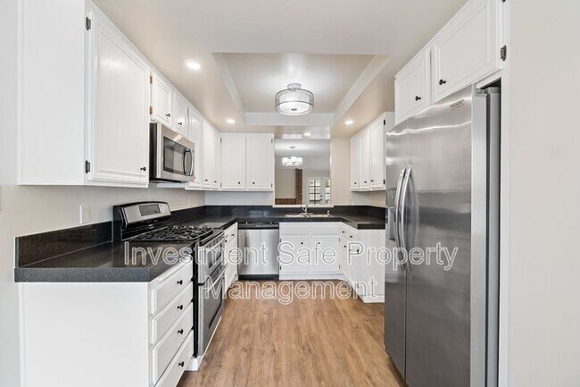 Foto del edificio - 5571 Adobe Falls Rd