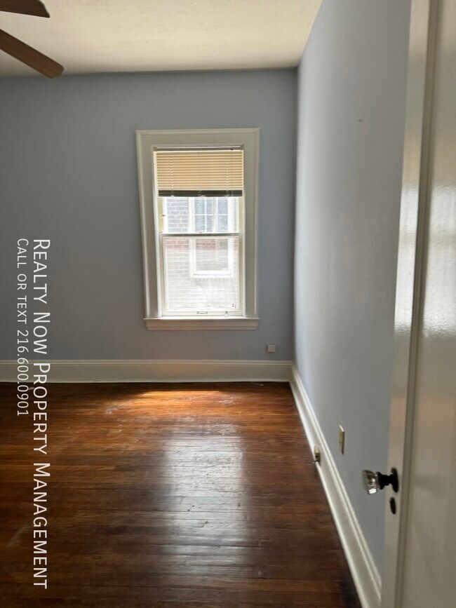 Building Photo - 2113 Stillman Rd