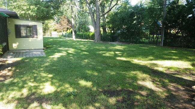 Building Photo - 17310 Kinross Ave