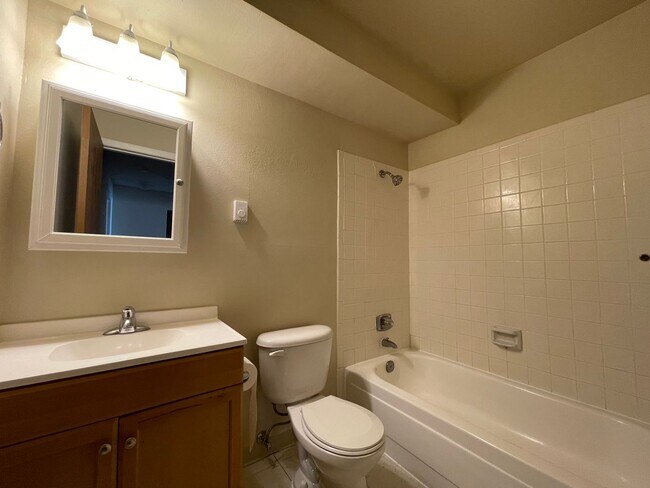 Foto del edificio - 402 Miller Ln