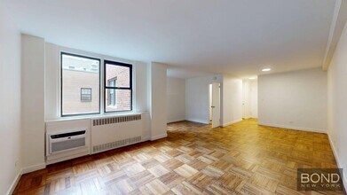 Building Photo - 435 E 79th St