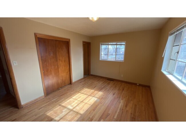 Foto del edificio - Fantastic updated ranch style home located in Lower Skyway
