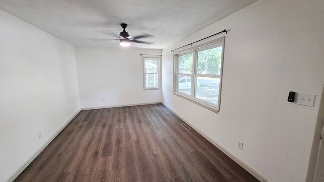 Building Photo - 2026-2028 S Fairway Ave
