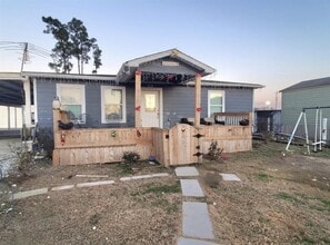 Building Photo - 570 County Rd 5102J