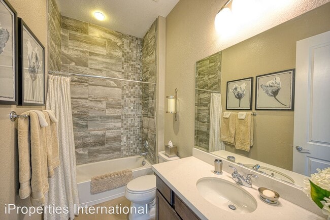 Building Photo - 2 br, 2 bath House - 10126 Regency Square Ave