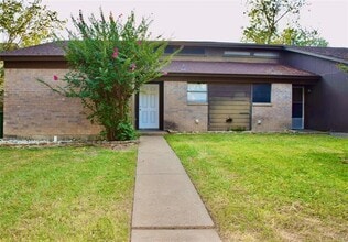 Building Photo - 2729 St George Pl