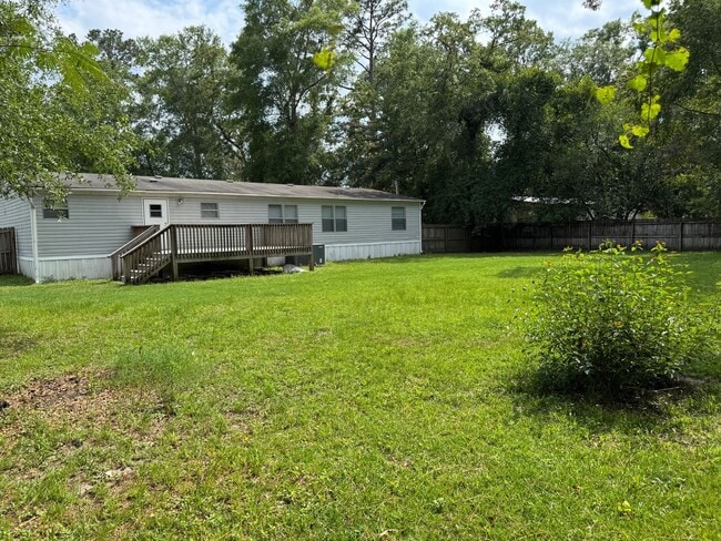 Photo - 4 Bedroom Double Wide in North Wakulla House