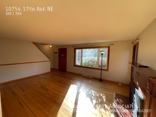 Building Photo - 10754 17th Ave NE