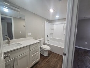 Building Photo - 7201 KY-5