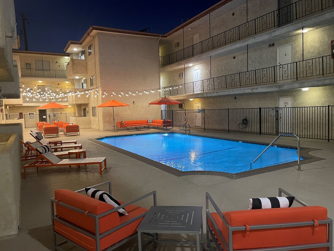 Foto del edificio - Royal Terrace Apartments
