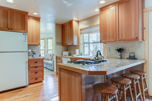 Building Photo - 3 Mt Baker Ln