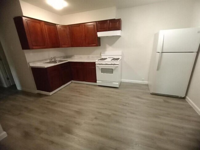 Building Photo - 13626 E Cypress Forest Dr