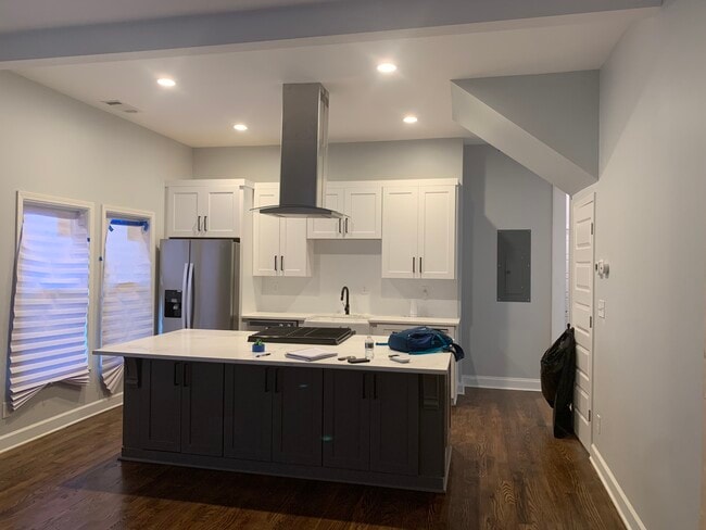 Foto del edificio - 184 Laurel Ave SW