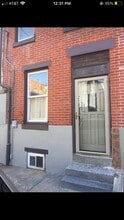 Building Photo - 1512 N Leithgow St
