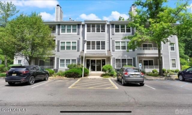 Building Photo - 203 Raintree Ct