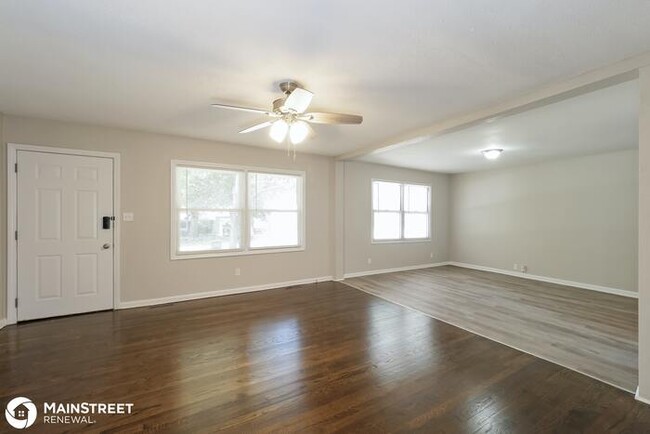 Building Photo - 716 N Water St,, Olathe, KS 66061