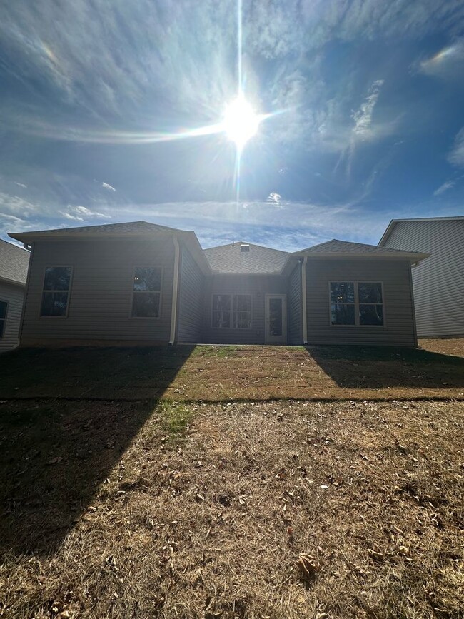 Building Photo - New Construction Home for Rent in Bessemer...