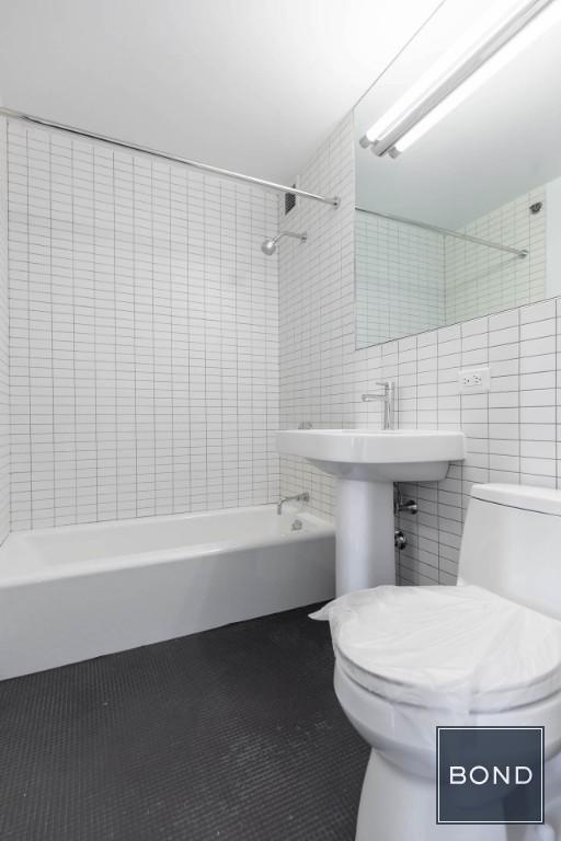 Foto del edificio - 222 E 39th St