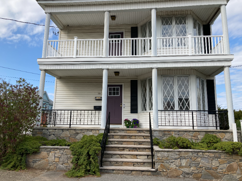 Primary Photo - 171 Osborne St
