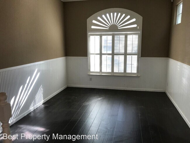 Foto del edificio - 4 br, 2.5 bath House - 149 E Legacy Drive
