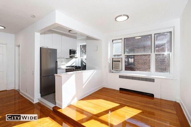 Building Photo - West 55th Street