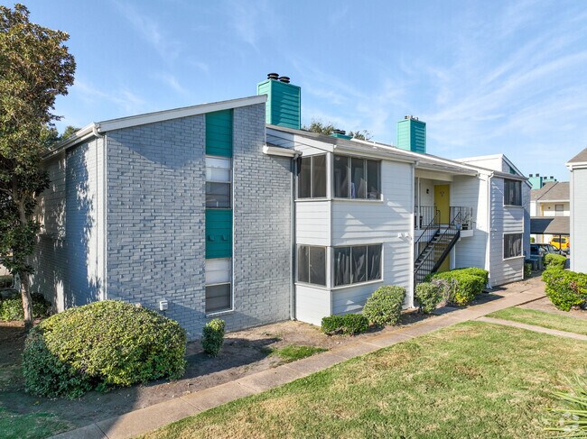 Primario - Sagamore Apartments