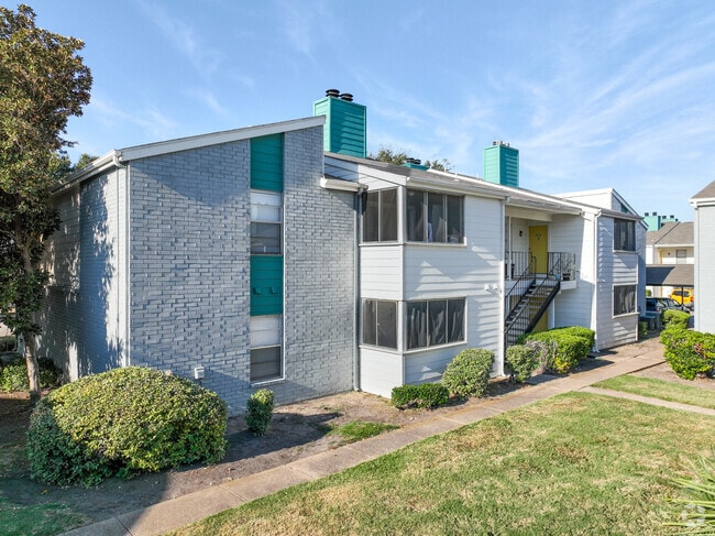 Primary - Sagamore Apartments