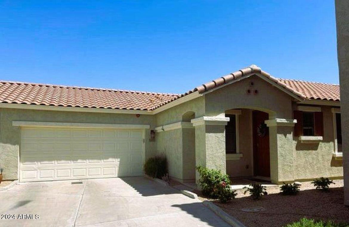 Foto principal - 3802 E Flower Ct