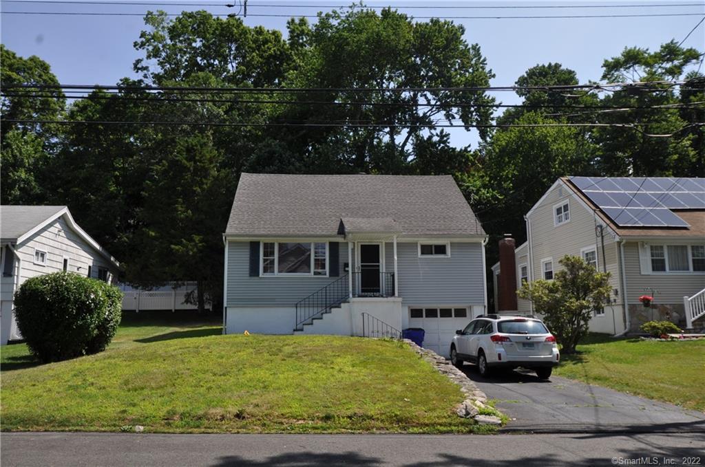 34 St, Fairfield, CT 06825 House Rental in Fairfield, CT