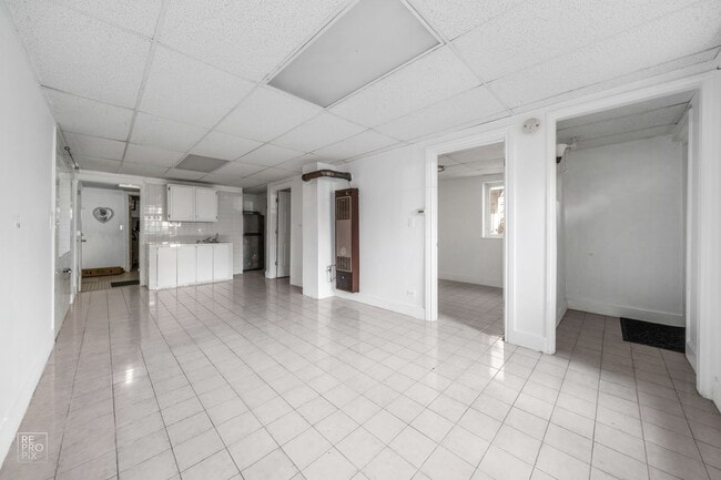 Building Photo - Bridgeport 2 Bedroom in an Excellent Location