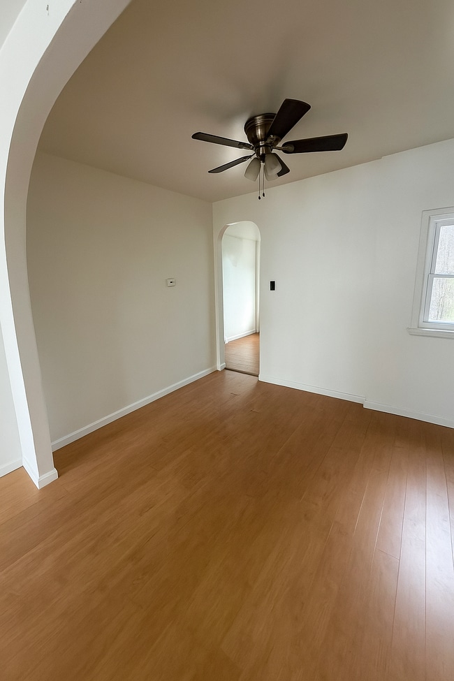 Building Photo - 5011 Jackson St